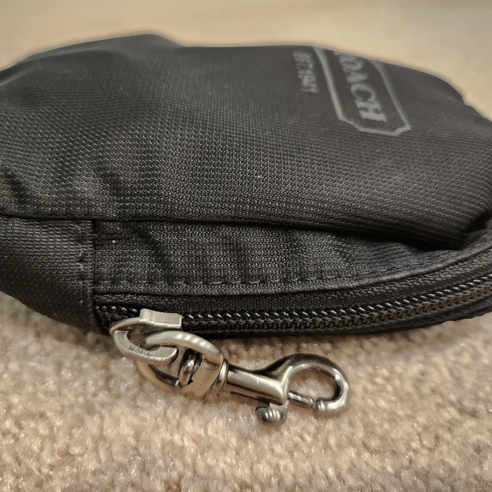 Coach Packable Bag- Excellent Condition! - Picture 6 of 6